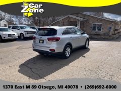 Used 2019  Kia Sorento 4d SUV AWD LX V6 at Car Zone Sales near Otsego&comma; MI