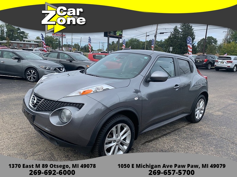 Used 2013  Nissan Juke 4d SUV AWD SV at Car Zone Sales near Otsego, MI