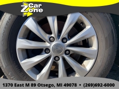 Used 2017  Chrysler Pacifica 4d Wagon Touring-L at Car Zone Sales near Otsego&comma; MI