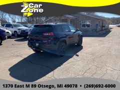 Used 2015  Jeep Cherokee 4d SUV 4WD Trailhawk V6 at Car Zone Sales near Otsego&comma; MI