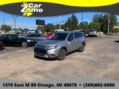 Used 2020  Mitsubishi Outlander 4d SUV AWC SE at Car Zone Sales near Otsego&comma; MI