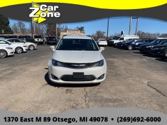 Used 2017  Chrysler Pacifica 4d Wagon Touring-L at Car Zone Sales near Otsego&comma; MI