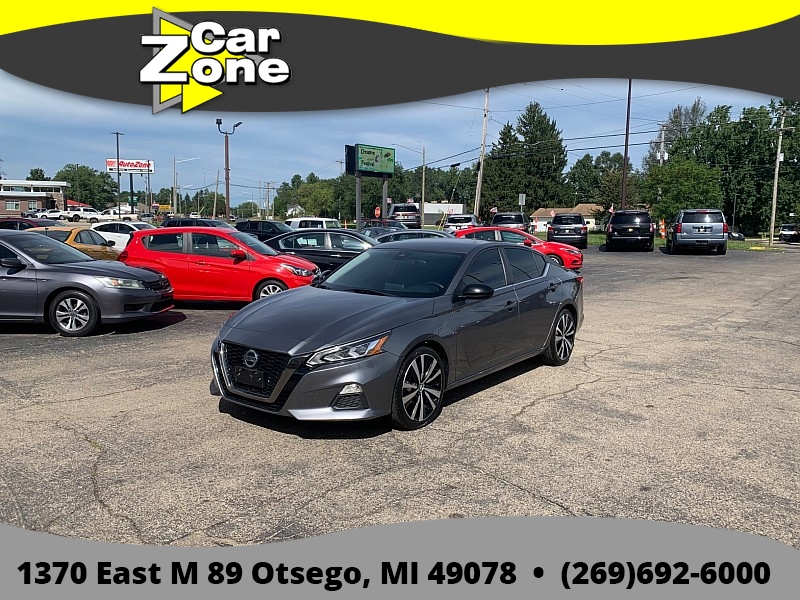 Used 2021  Nissan Altima 2&period;5 SR Sedan at Car Zone Sales near Otsego&comma; MI