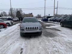 Used 2014  Jeep Cherokee 4d SUV 4WD Latitude V6 at Car Zone Sales near Otsego&comma; MI