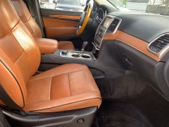 Used 2011  Jeep Grand Cherokee 4d SUV 4WD Overland at Car Zone Sales near Otsego&comma; MI