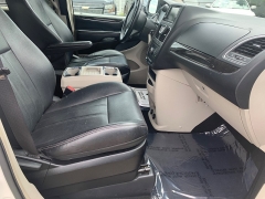 Used 2013 Chrysler Town & Country 4d Wagon Touring at Car Zone Sales near Otsego, MI