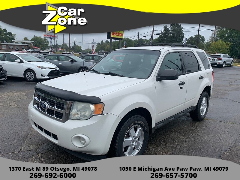 Used 2010  Ford Escape 4d SUV 4WD XLT at Car Zone Sales near Otsego, MI