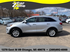 Used 2019  Kia Sorento 4d SUV AWD LX V6 at Car Zone Sales near Otsego&comma; MI