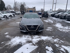 Used 2019  Nissan Altima 4d Sedan FWD 2&period;5L SR at Car Zone Sales near Otsego&comma; MI