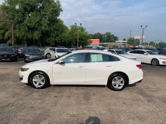 Used 2024  Chevrolet Malibu 4dr Sdn 1LT at Car Zone Sales near Otsego, MI