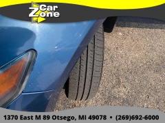 Used 2010  Honda Insight 5d Hatchback EX at Car Zone Sales near Otsego&comma; MI