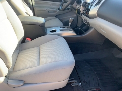 Used 2014  Toyota Tacoma 4WD Access Cab I4 (Natl) at Car Zone Sales near Otsego, MI