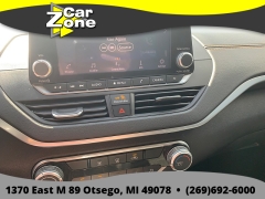 Used 2021  Nissan Altima 2&period;5 SR Sedan at Car Zone Sales near Otsego&comma; MI