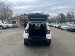 Used 2015 Jeep Renegade 4d SUV 4WD Latitude at Car Zone Sales near Otsego, MI
