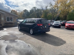 Used 2017  Chrysler Pacifica 4d Wagon LX at Car Zone Sales near Otsego, MI