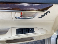 Used 2015  Lexus ES 350 4dr Sdn at Car Zone Sales near Otsego, MI