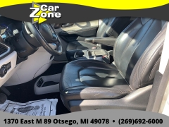 Used 2017  Chrysler Pacifica 4d Wagon Touring-L at Car Zone Sales near Otsego&comma; MI