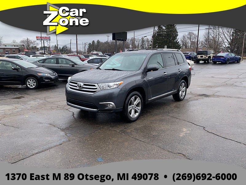 Used 2012  Toyota Highlander 4d SUV AWD Limited at Car Zone Sales near Otsego&comma; MI