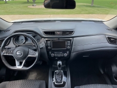 Used 2018 Nissan Rogue 4d SUV AWD SV at Rooster Auto Sales near Vinton, IA