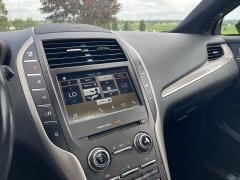 Used 2017 Lincoln MKC 4d SUV AWD Reserve at Rooster Auto Sales near Vinton, IA