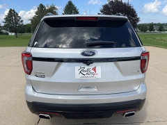 Used 2017 Ford Explorer 4d SUV 4WD Sport at Rooster Auto Sales near Vinton, IA