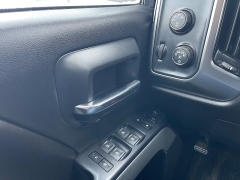 Used 2015  Chevrolet Silverado 1500 4WD Crew Cab LT at Rooster Auto Sales near Vinton, IA