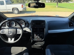 Used 2015  Dodge Grand Caravan 4d Wagon SE Plus at Rooster Auto Sales near Vinton&comma; IA