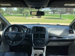 Used 2016 Dodge Grand Caravan 4d Wagon SXT at Rooster Auto Sales near Vinton, IA