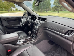 Used 2016 Chevrolet Traverse 4d SUV AWD LT w/2LT at Rooster Auto Sales near Vinton, IA