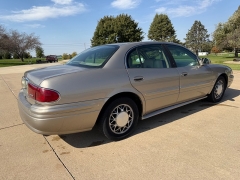 Used 2004  Buick LeSabre 4d Sedan Custom at Rooster Auto Sales near Vinton&comma; IA
