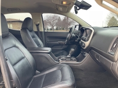 Used 2015  GMC Canyon 4WD Crew Cab SLT at Rooster Auto Sales near Vinton&comma; IA