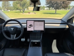 Used 2021  Tesla Model Y Performance AWD at Rooster Auto Sales near Vinton&comma; IA