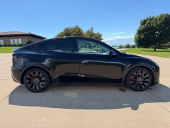 Used 2021  Tesla Model Y Performance AWD at Rooster Auto Sales near Vinton&comma; IA