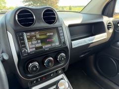 Used 2016  Jeep Compass 4d SUV FWD High Altitude at Rooster Auto Sales near Vinton&comma; IA
