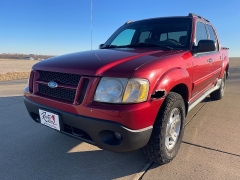 Used 2002  Ford Explorer Sport Trac 4d SUV 4WD Premium at Rooster Auto Sales near Vinton&comma; IA