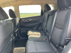Used 2018 Nissan Rogue 4d SUV AWD SV at Rooster Auto Sales near Vinton, IA