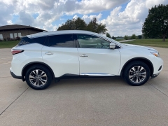 Used 2017 Nissan Murano 4d SUV AWD SL at Rooster Auto Sales near Vinton, IA