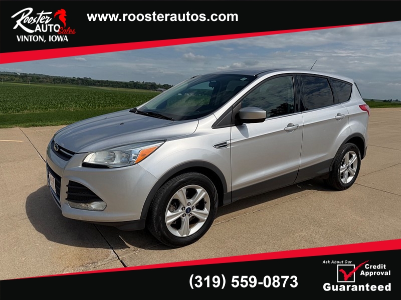 Used 2015  Ford Escape 4d SUV 4WD SE at Rooster Auto Sales near Vinton&comma; IA
