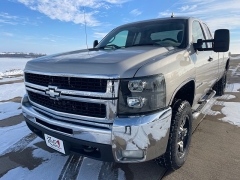 Used 2007  Chevrolet Silverado 2500 2WD Ext Cab LT1 at Rooster Auto Sales near Vinton, IA