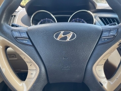 Used 2013 Hyundai Sonata 4d Sedan GLS at Rooster Auto Sales near Vinton, IA