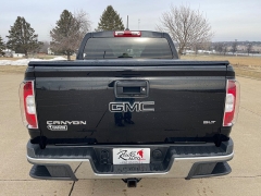 Used 2015  GMC Canyon 4WD Crew Cab SLT at Rooster Auto Sales near Vinton&comma; IA