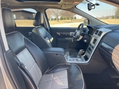 Used 2008  Lincoln MKX 4d SUV AWD at Rooster Auto Sales near Vinton&comma; IA