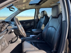 Used 2015  Chevrolet Traverse 4d SUV AWD LT2 at Rooster Auto Sales near Vinton&comma; IA