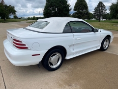 Used 1995 Ford Mustang 2d Convertible at Rooster Auto Sales near Vinton, IA