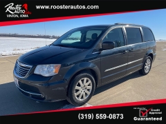 Used 2013  Chrysler Town & Country 4d Wagon Touring at Rooster Auto Sales near Vinton&comma; IA
