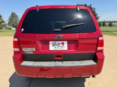 Used 2011  Ford Escape 4d SUV FWD XLT at Rooster Auto Sales near Vinton&comma; IA