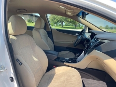 Used 2013 Hyundai Sonata 4d Sedan GLS at Rooster Auto Sales near Vinton, IA