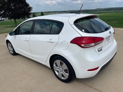 Used 2016 Kia Forte5 5d Hatchback SX Auto at Rooster Auto Sales near Vinton, IA