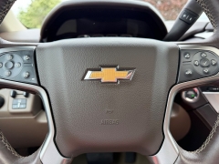 Used 2016  Chevrolet Suburban 4d SUV 4WD LTZ at Rooster Auto Sales near Vinton&comma; IA