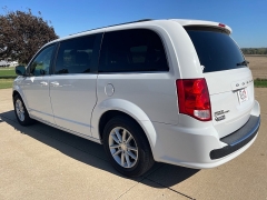 Used 2019 Dodge Grand Caravan 4d Wagon SXT at Rooster Auto Sales near Vinton, IA